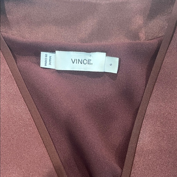 🔥🔥🔥Winter Clearance Price!!!
Vince Burgundy V-Neck Dress - Picture 9 of 9